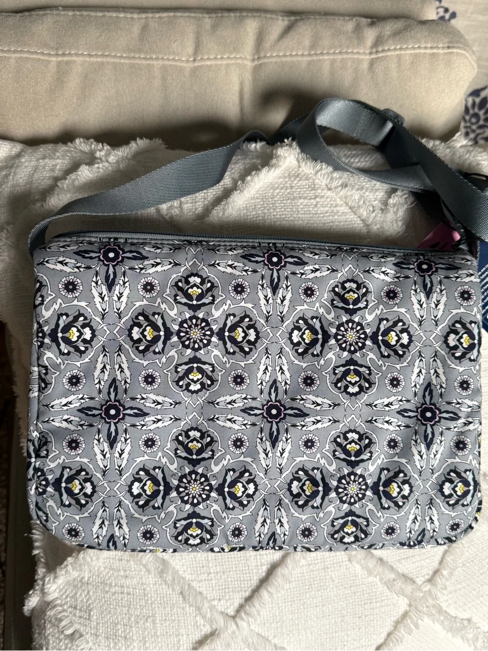 Vera Bradley Utility Small Crossbody Plaza Tile NWT Gray Floral